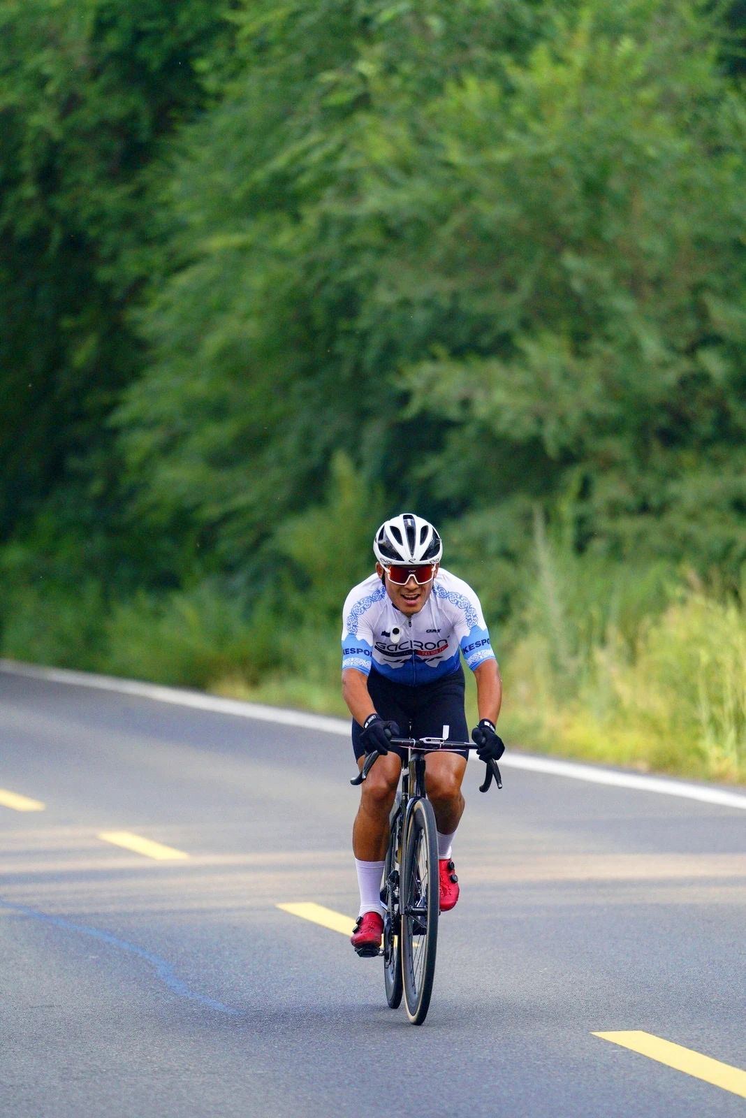 榮耀時(shí)刻！車(chē)手吐?tīng)査山げ紶柫似咴聭?zhàn)報(bào)來(lái)襲