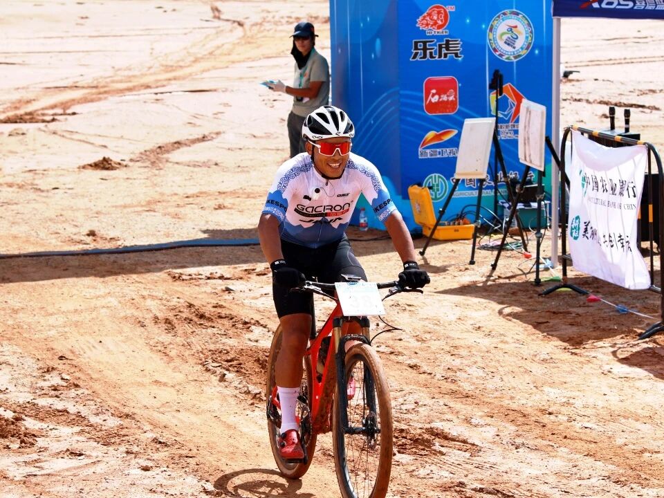 捷報頻傳，JAVA贊助車隊及車手賽事斬獲多項殊榮